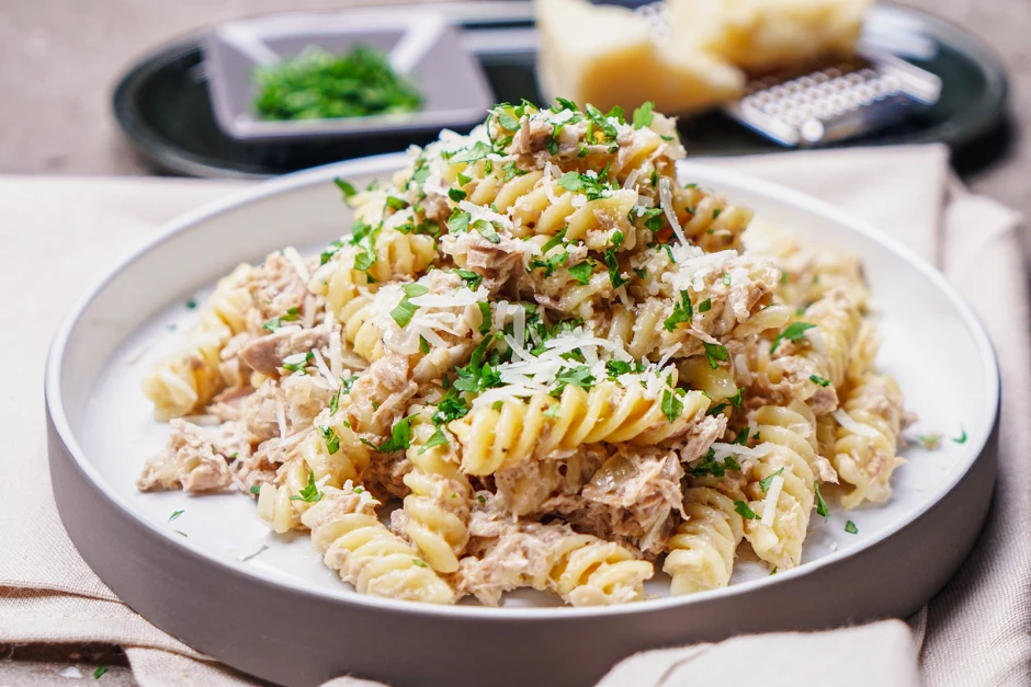 Nudeln mit Thunfisch