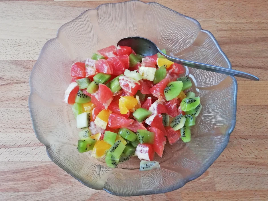 Obstsalat süß-sauer