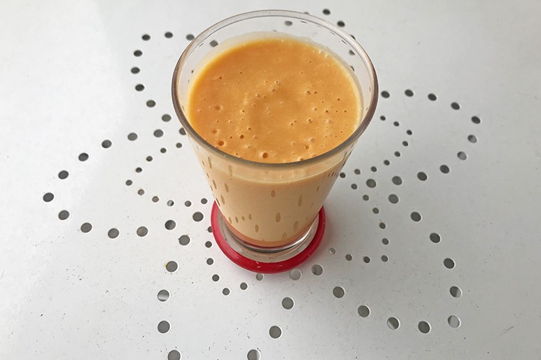 Orangen-Kokos-Drink