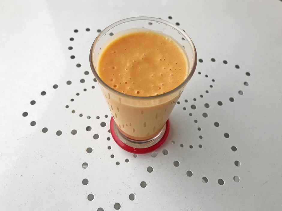 Orangen-Kokos-Drink