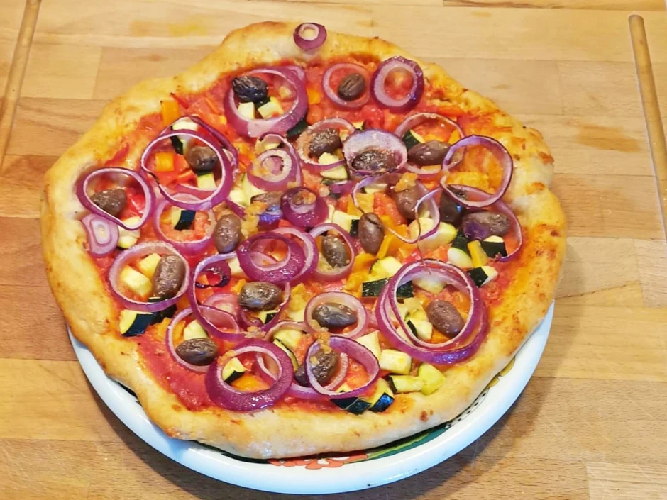 Gem&uuml;sepizza vegan