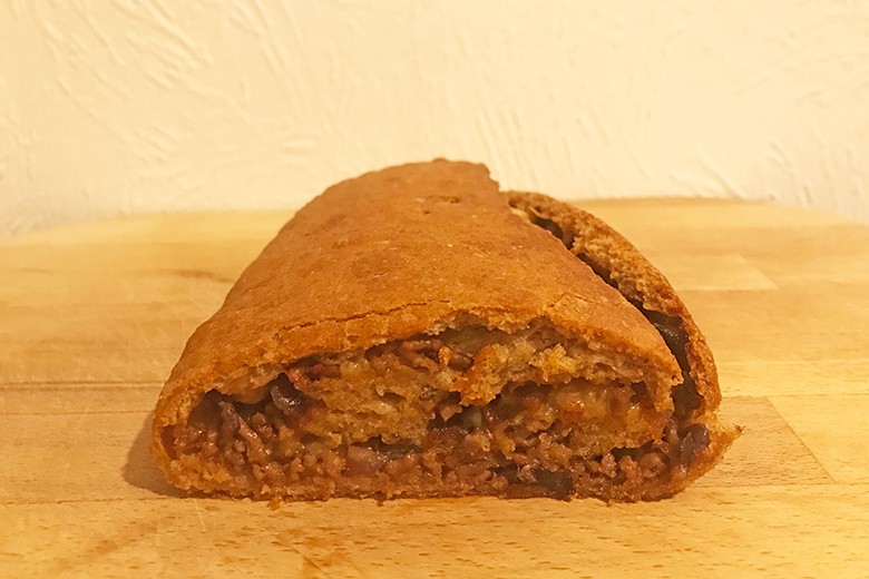 Germstrudel mit Faschiertem