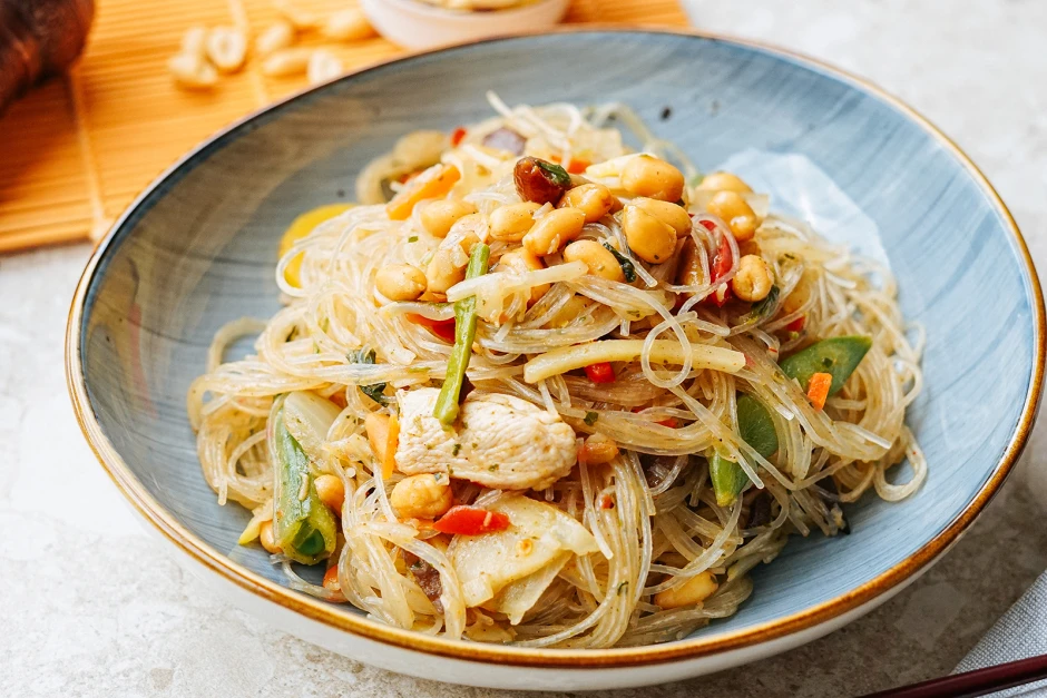 Wok-Gem&uuml;se mit Glasnudeln
