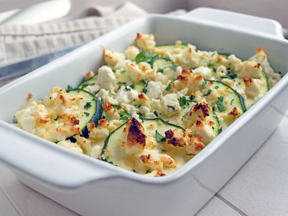 &Uuml;berbackene Zucchini mit Schafk&auml;se