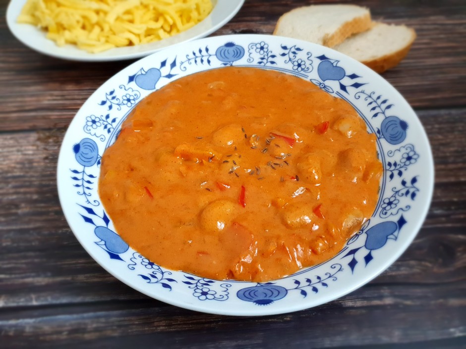 Scharfes Bohnengulasch