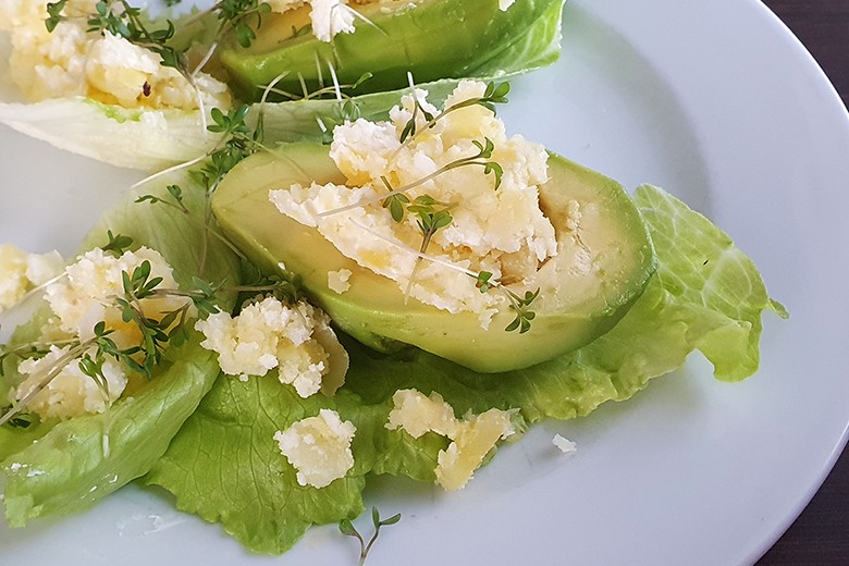 Gefüllte Avocado mit Kartoffeln
