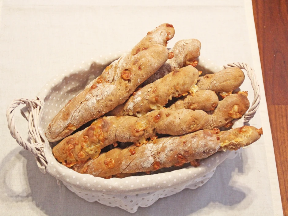 K&auml;sestangerl