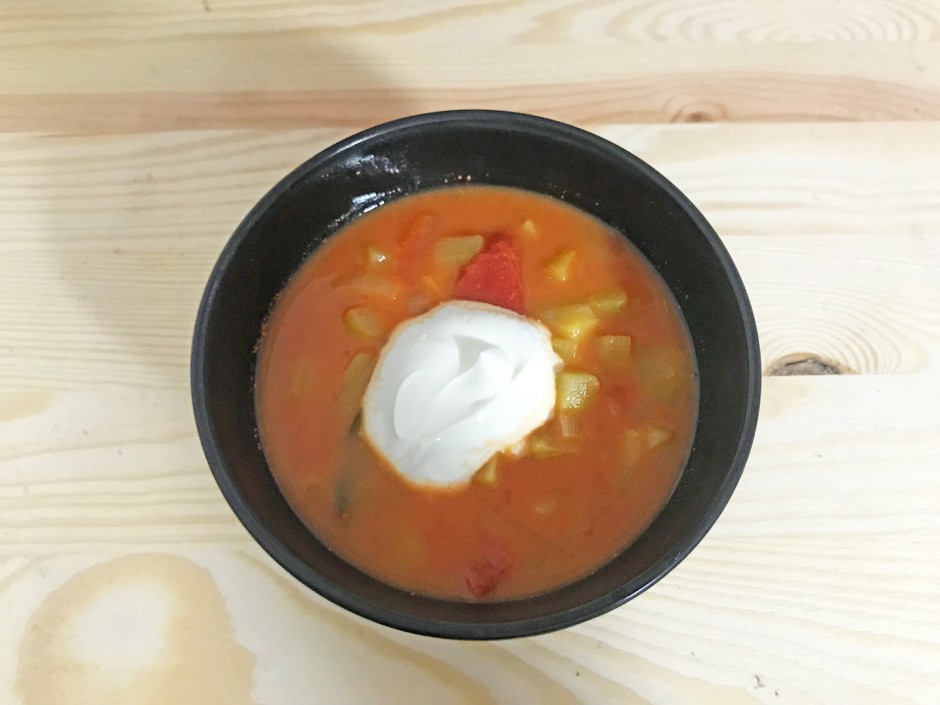 Schmorgurkensuppe