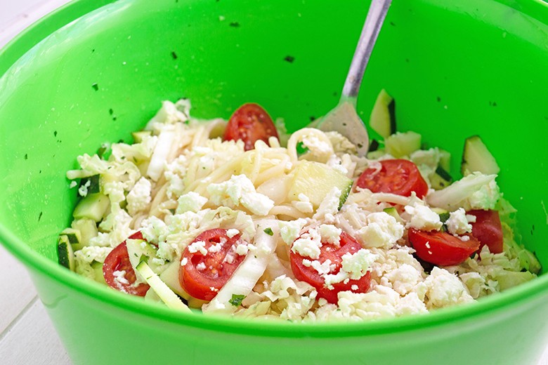 Mediterraner Nudelsalat
