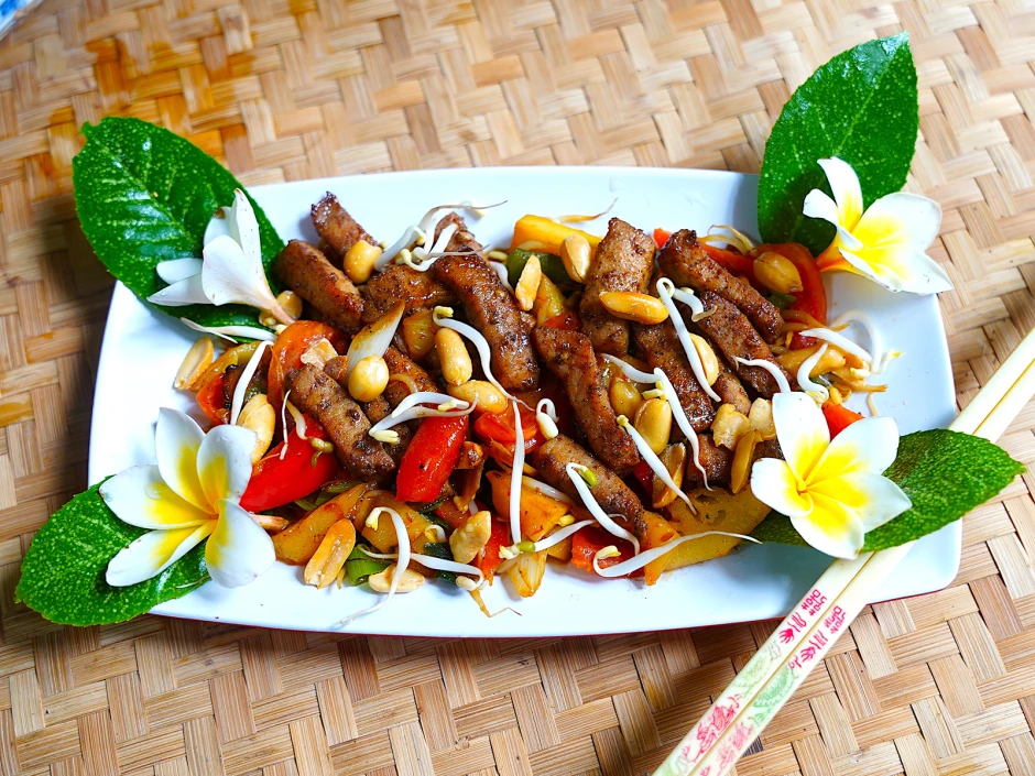 Gem&uuml;se mit Filetstreifen alla Lotus Garden