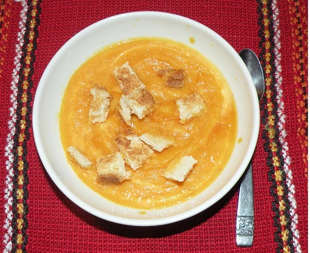 Karotten-Ingwer-Cremesuppe