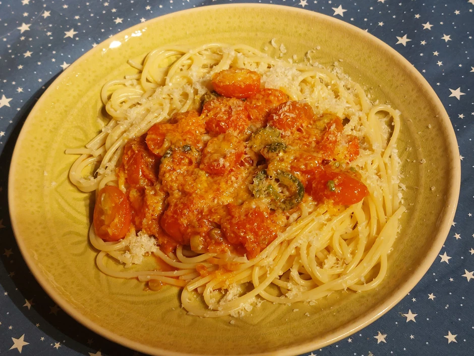 Spaghetti mit Knoblauch-Tomaten