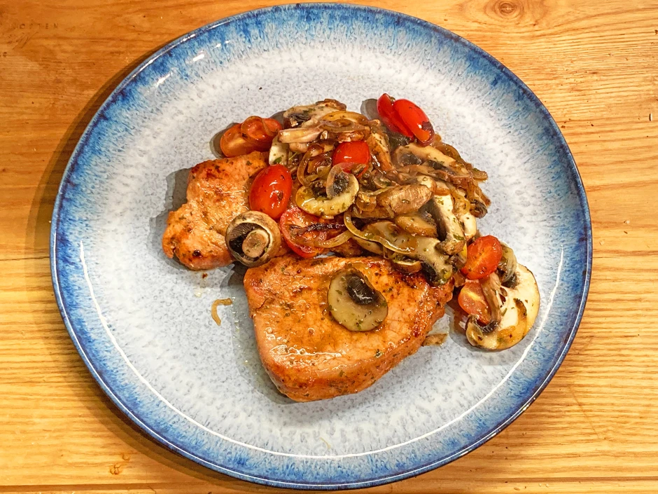 Schweinesteak mit Champignons