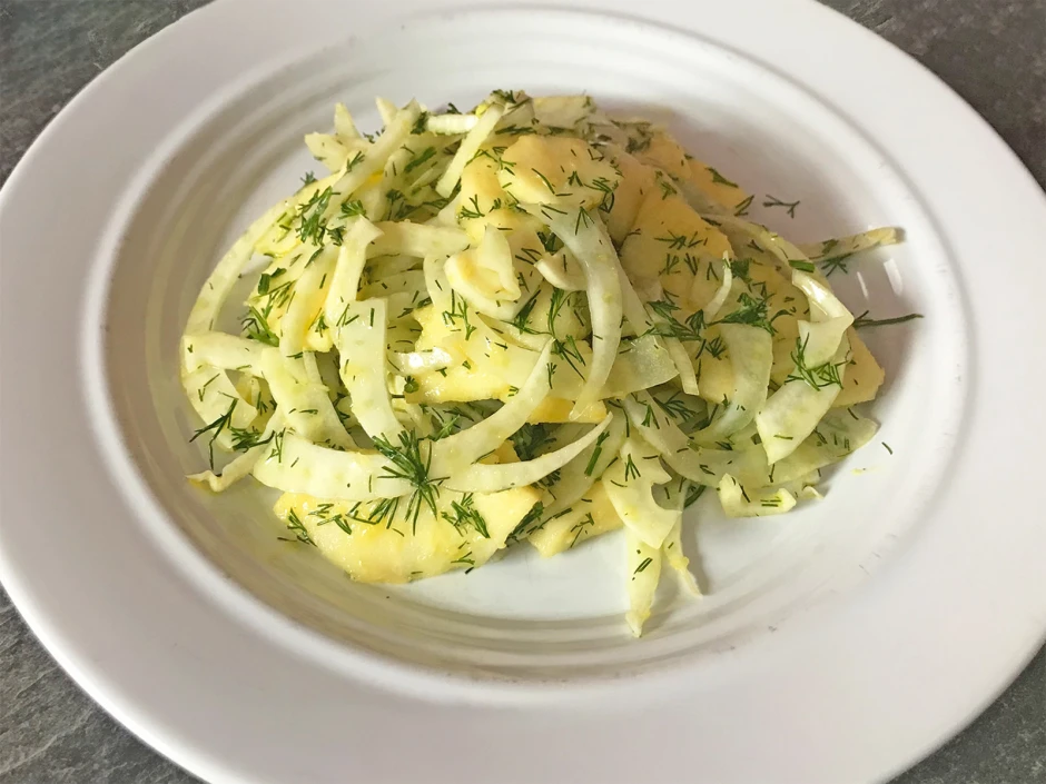 Fenchelsalat mit Dill und Apfel