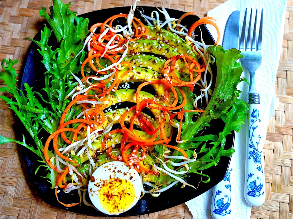 Avocadosalat alla Sanur Beach