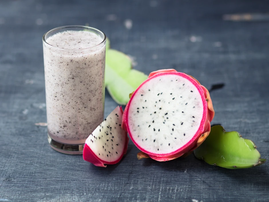 Drachenfrucht Smoothie mit Wodka