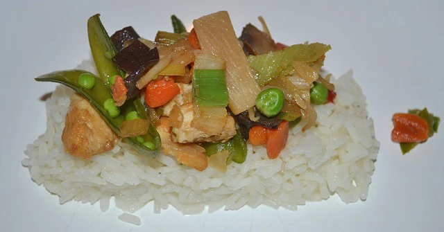 Huhn mit asiatischem Gem&uuml;se