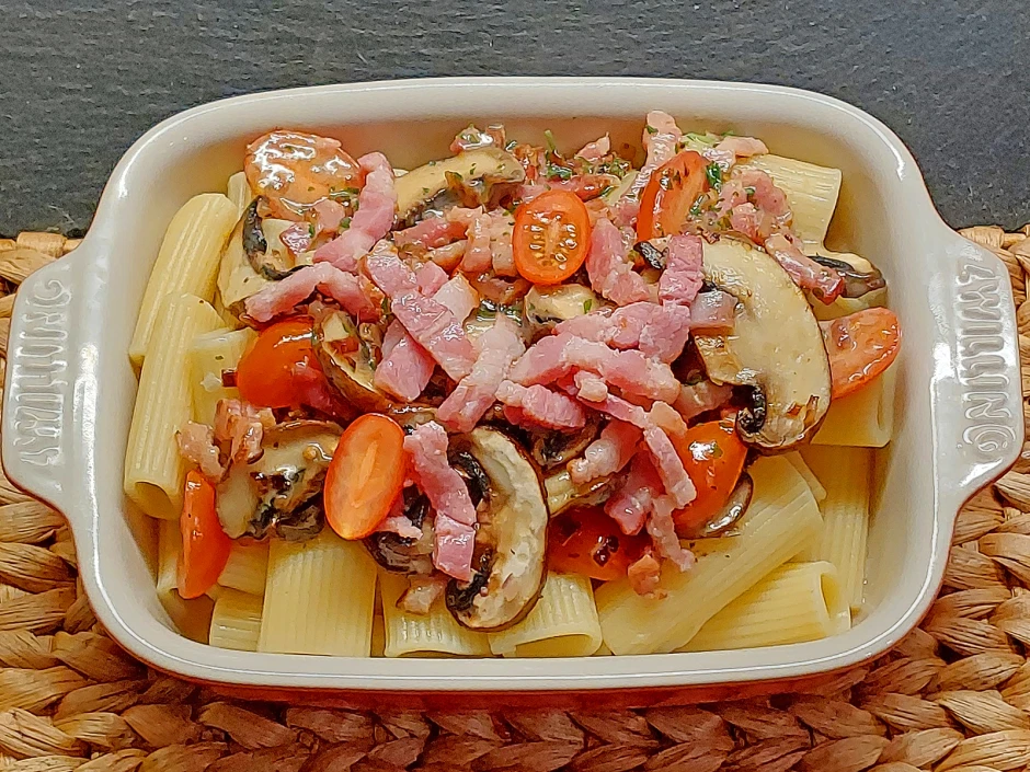Rigatoni in Champignon-Kokos-So&szlig;e