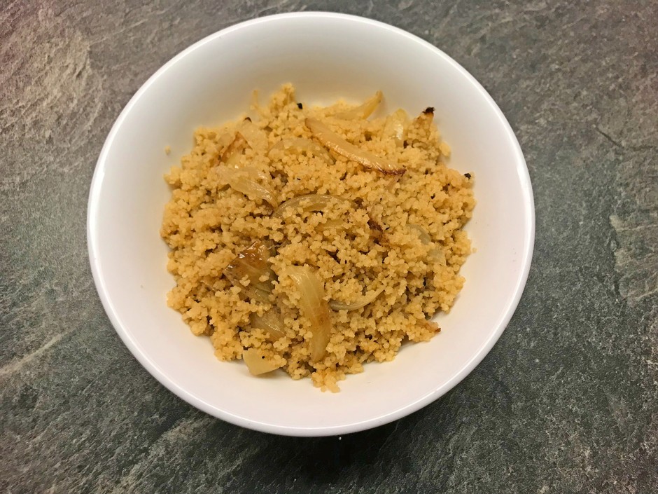Couscous mit Zwiebeln
