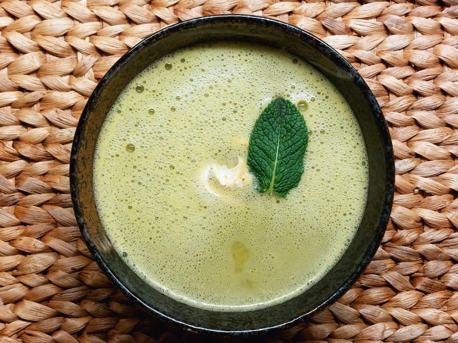 Erbsen-Minze-Suppe
