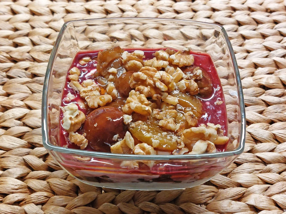 Fruchtige Joghurt-Schichtspeise