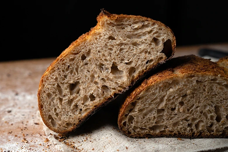 Sauerteig-Brot
