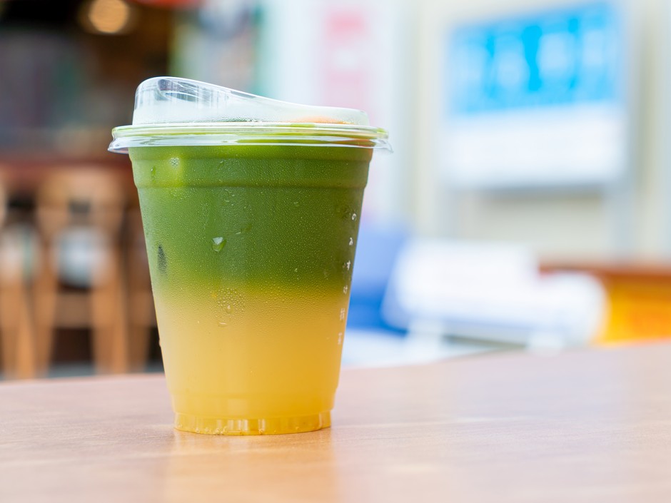 Matcha Grüntee mit Yuzu-Soda
