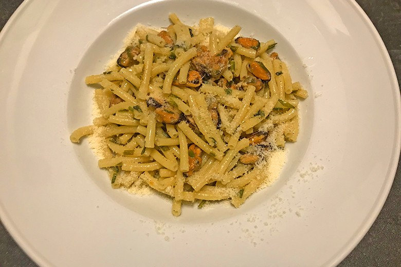 Pasta mit Muscheln und Bärlauch