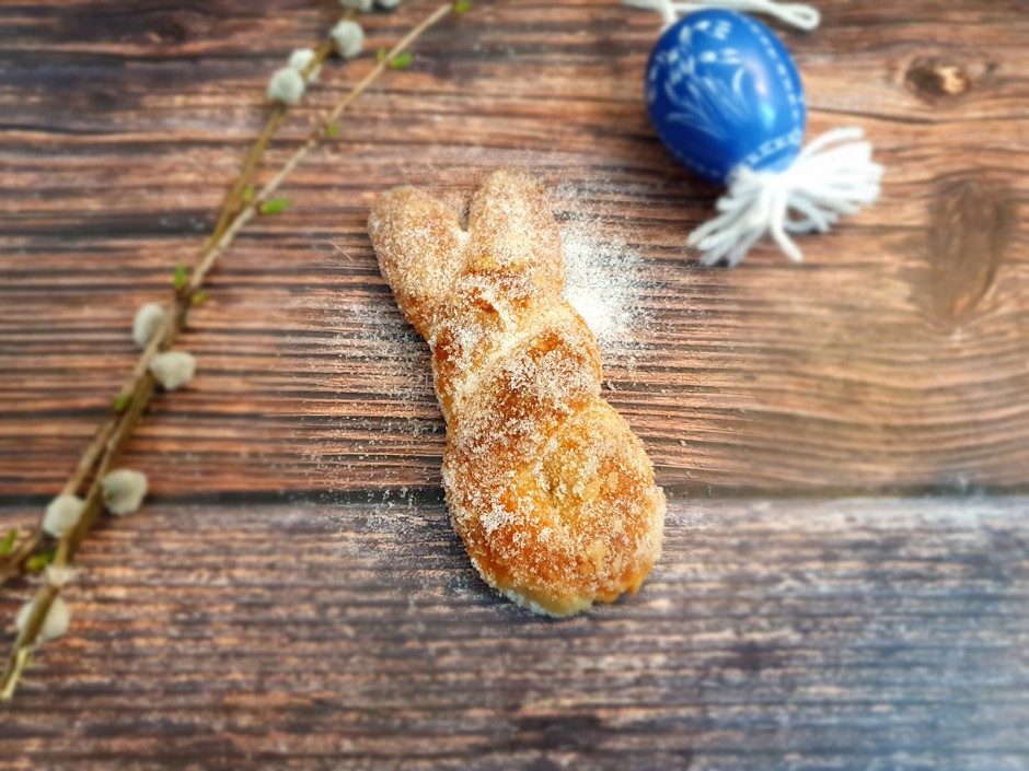 Osterhasen aus Topfenteig
