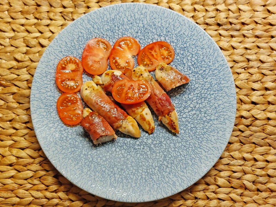 H&uuml;hnerbrustfilet im Salbei-Speckmantel