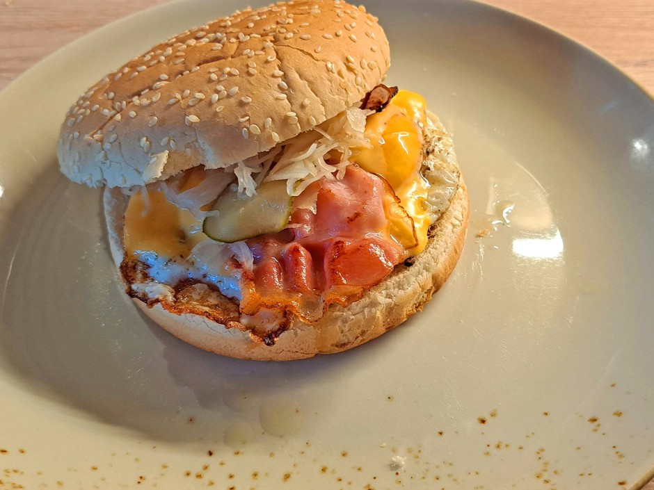 Burger Bun mit Spiegelei