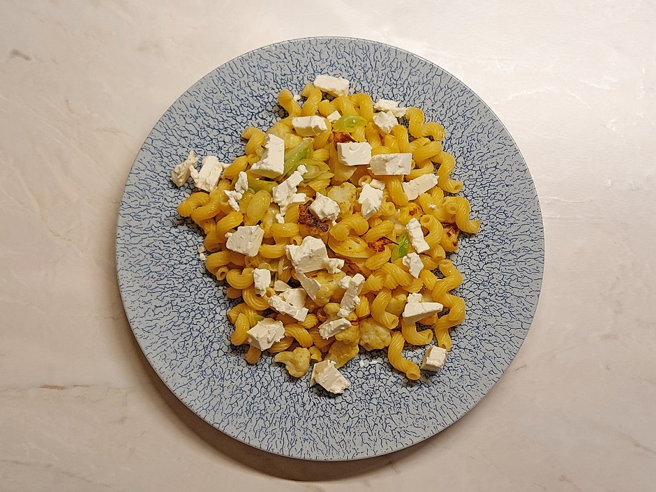 Karfiol-Curry-Nudeln