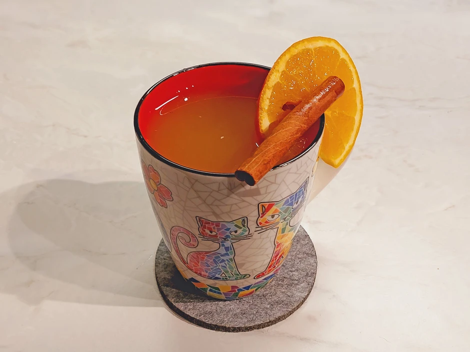 Jagertee mit Orange