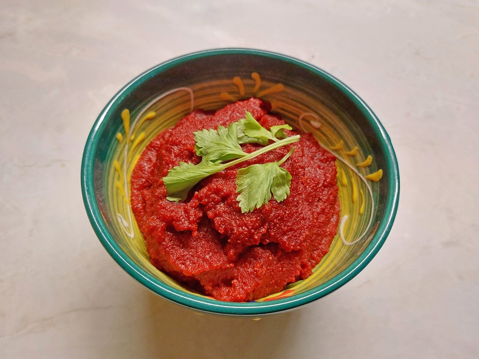 Rote Rüben Hummus
