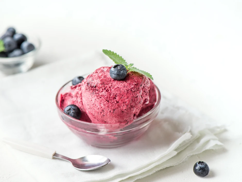 Nicecream mit Heidelbeeren