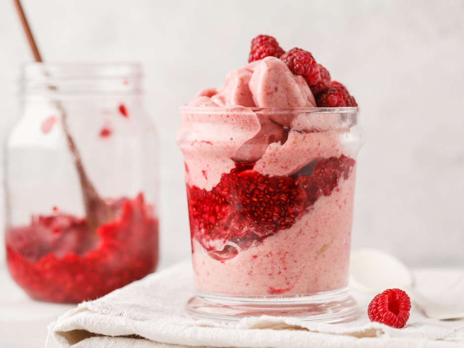 Nicecream mit Himbeeren