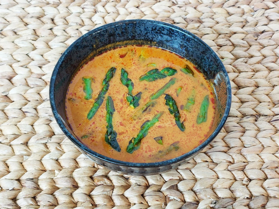 Thail&auml;ndische Spargelsuppe