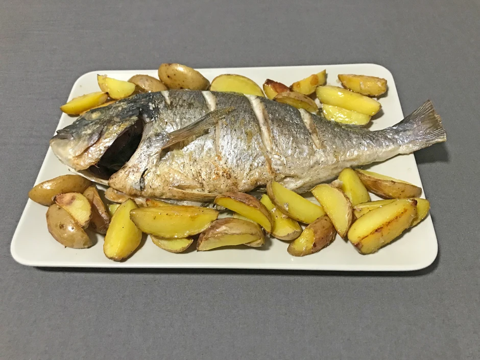 Dorade aus dem Backofen