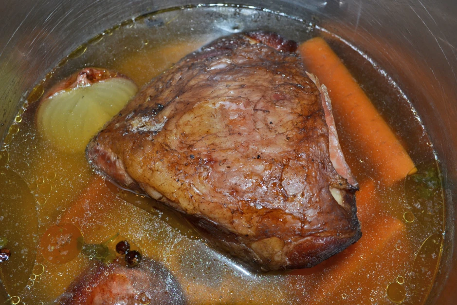 Selchfleisch Suppe