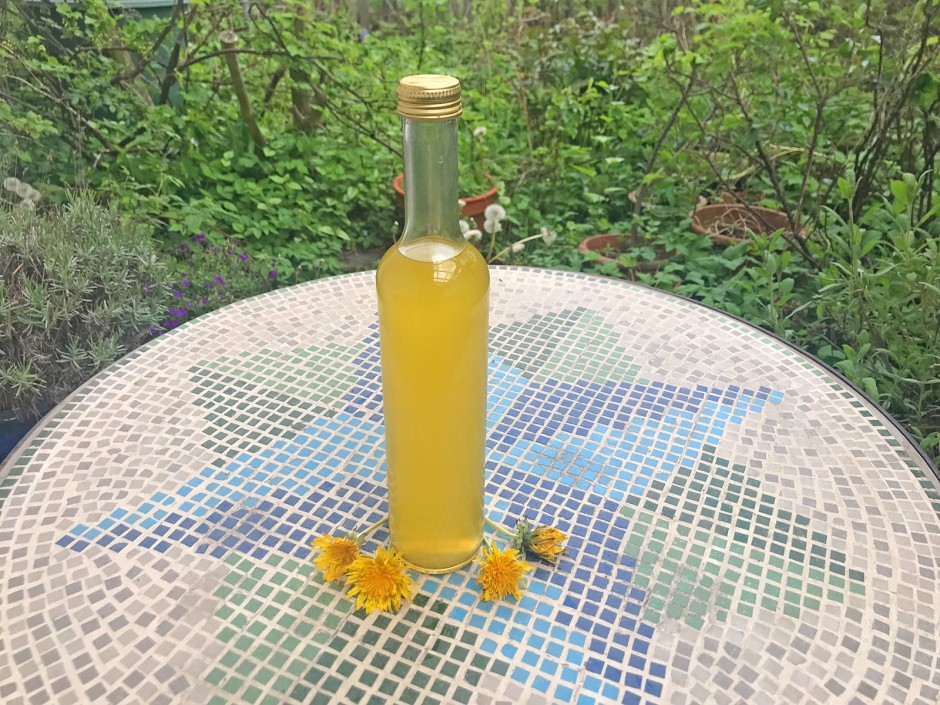 Löwenzahn-Zitronen-Sirup