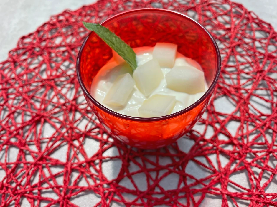 Topfencreme mit Honigmelone