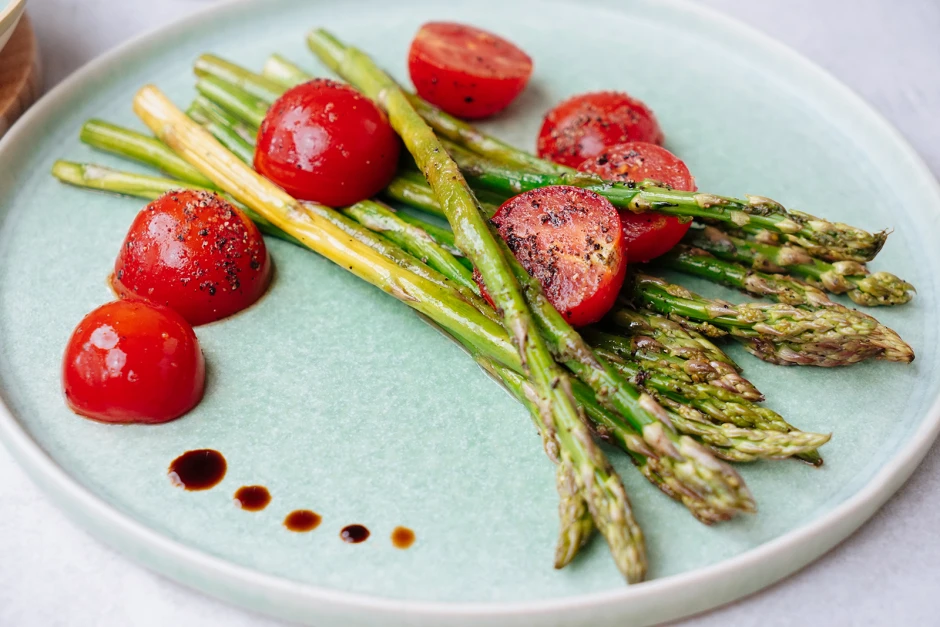 Gebratener gr&uuml;ner Spargel