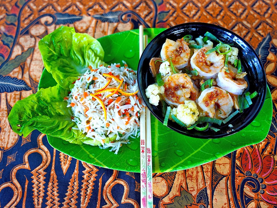 Klare Garnelensuppe mit Karfiol und Reis