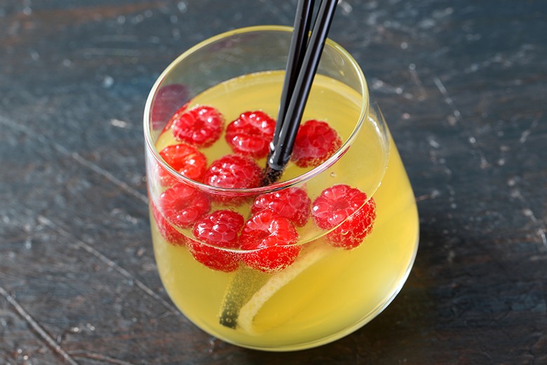 Limoncello Himbeercocktail