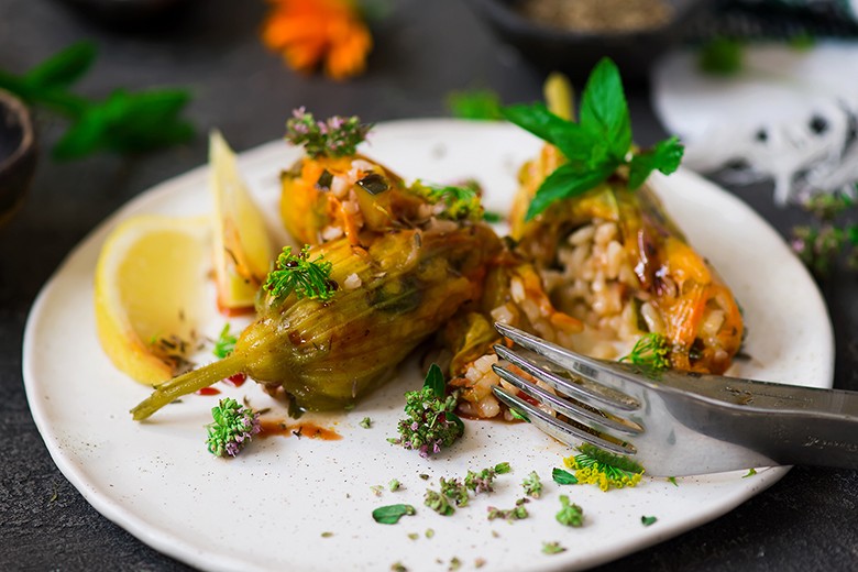 Gefüllte Zucchiniblüten türkische Art