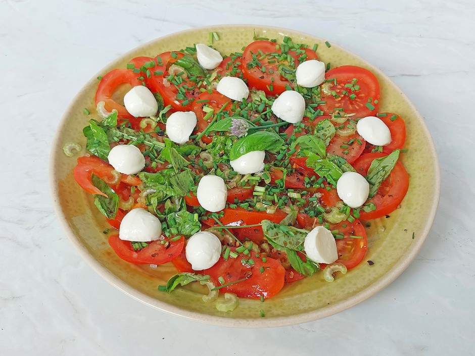 Tomaten-Schnittlauch-Salat