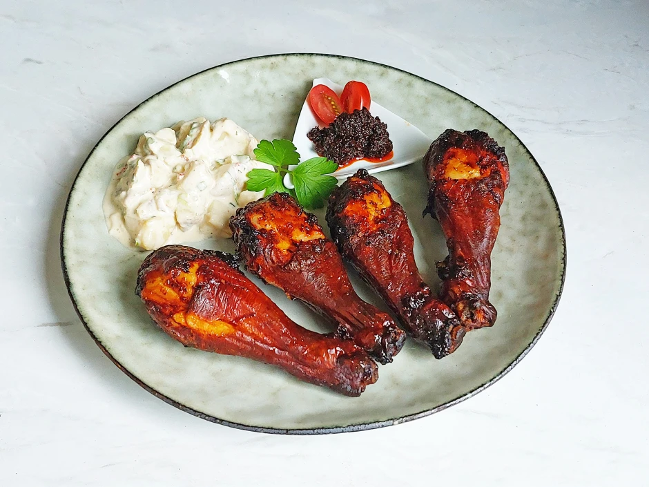 Hühnchen-Drumsticks mit Chilipaste