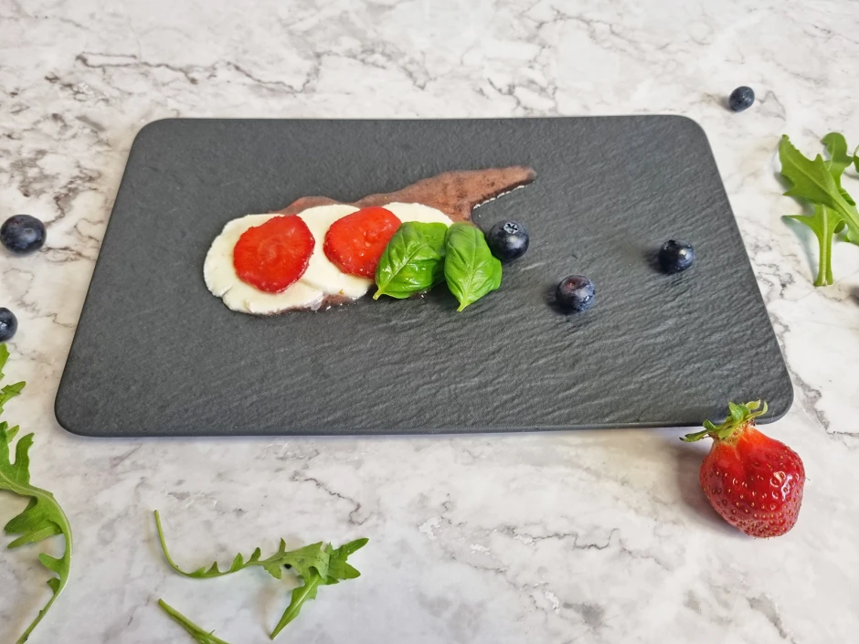 Mozzarella-Erdbeer-Appetithäppchen