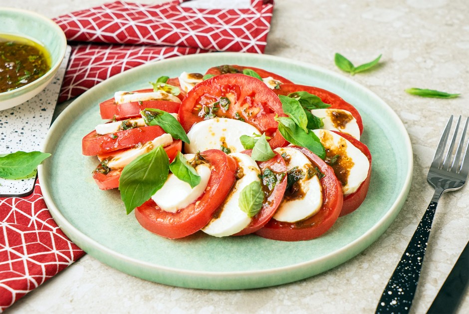 Italienischer Tomaten Mozzarella Salat