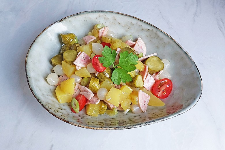 Erdäpfel-Wurst-Salat